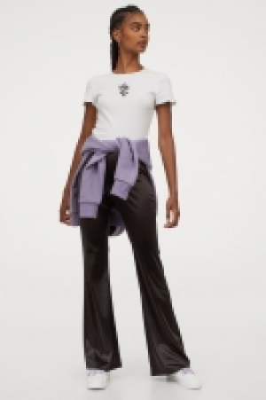 Pantalon évasé 15.99 €