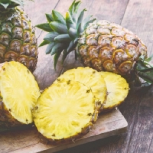 Ananas 1.29 €