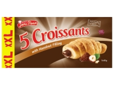 Croissants fourrés à la pâte de noisettes