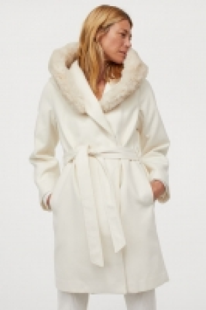 Manteau à capuche 37.99 €