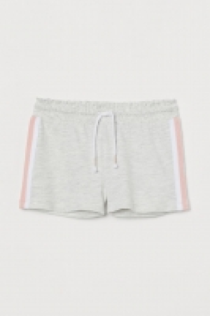 Short en molleton 3.99 €