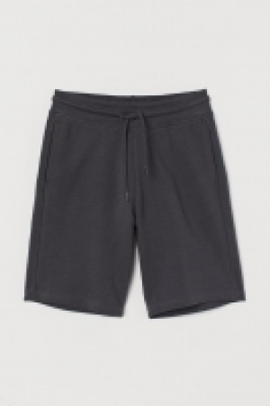 Short en molleton 5.99 €