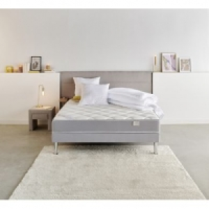 SIMMONS + 2 oreillers + couette TRENDY 599.99 €