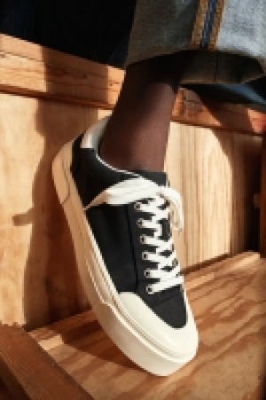 Sneakers 29.99 €