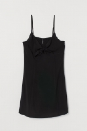 Robe avec détail noué 8.99 €
