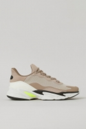 Sneakers à semelle épaisse 23.99 €