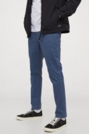 Chino en coton Skinny Fit 14.99 €