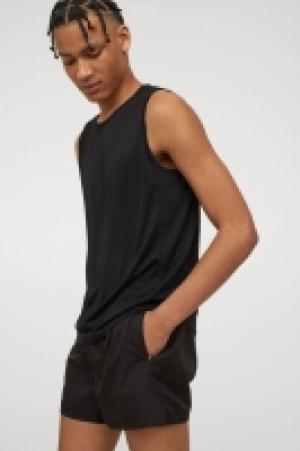 Short running 10.99 €