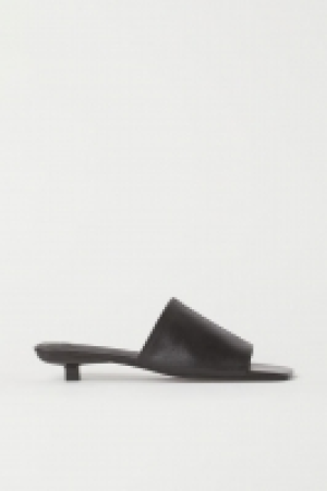 Sandales en cuir 27.99 €