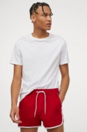 Short en molleton 4.99 €