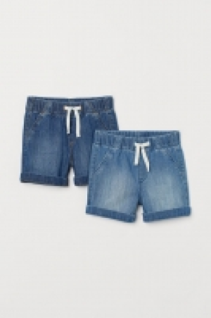 Lot de 2 shorts en jean 10.99 €