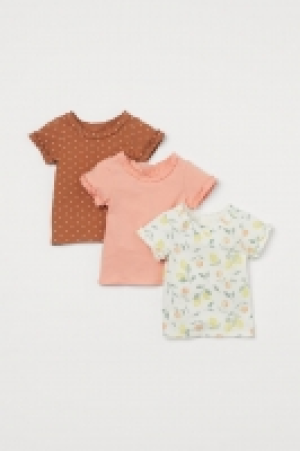 Lot de 3 tops en coton 6.99 €