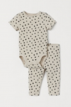 Ensemble en coton côtelé 3.99 €