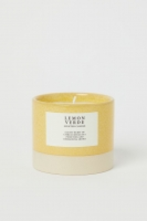 Bougie parfumée en pot 3.99 €