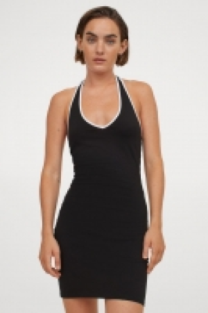 Robe dos nu 5.99 €