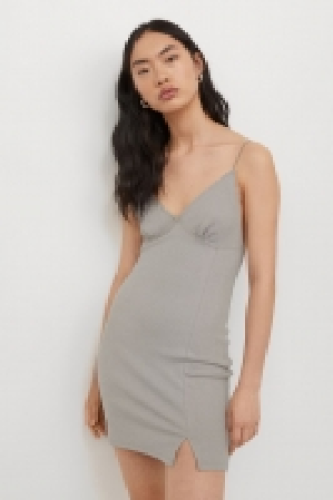 Robe moulante 3.99 €