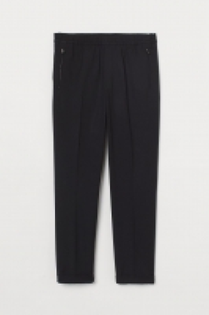 HM  Pantalon COOLMAX® Slim Fit