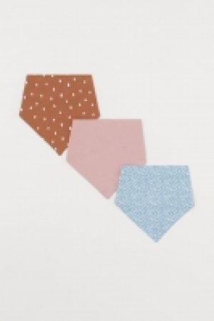 Lot de 3 foulards triangles 2.99 €
