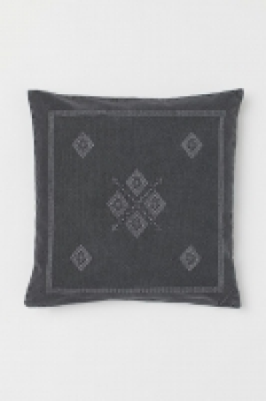 Housse de coussin brodée 4.99 €