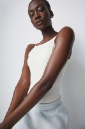 Body string côtelé 4.99 €