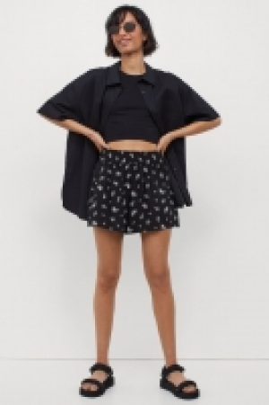 Short ample 6.99 €