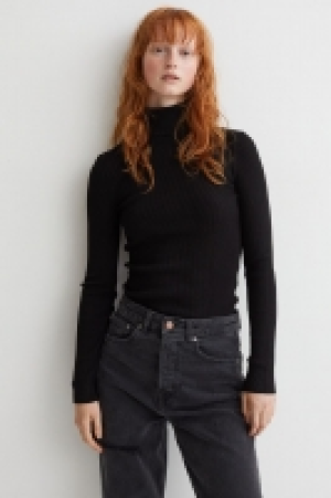 Pull col roulé 8.99 €