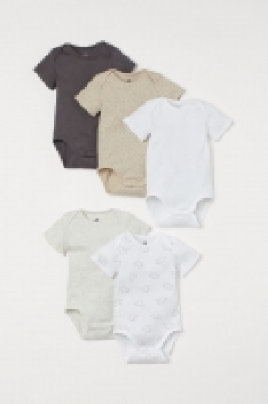 Lot de 5 bodies 12.99 €