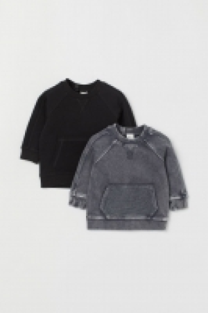 Lot de 2 sweats 16.99 €
