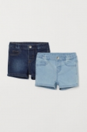 Lot de 2 shorts en jean 9.99 €