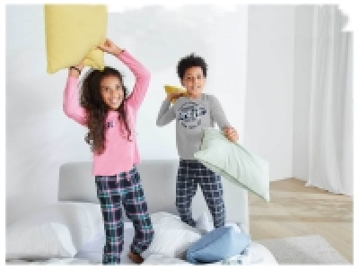Pyjama fille ou garçon 5.99 €