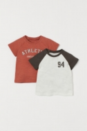 Lot de 2 T-shirts en coton 3.99 €