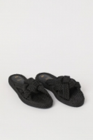 Claquettes 10.99 €