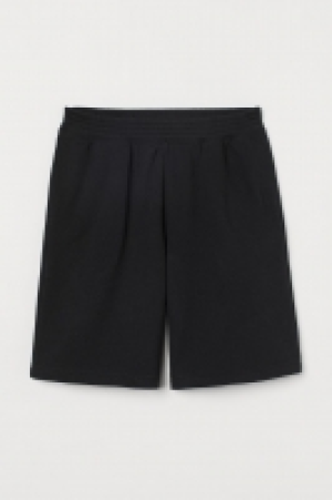 HM  Short ample en molleton