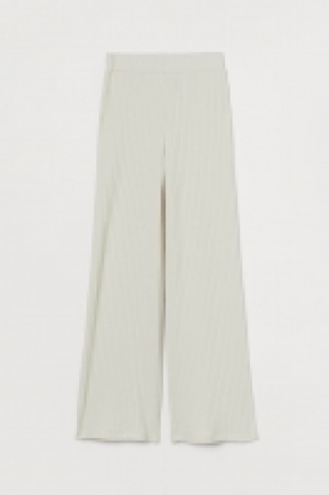 Pantalon côtelé 9.99 €