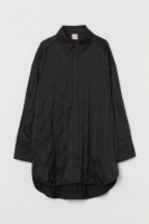 Chemise oversize en satin 23.99 €