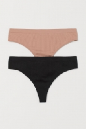 Lot de 2 culottes 5.99 €