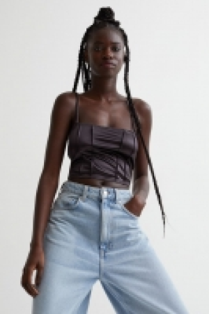 Crop top 3.99 €