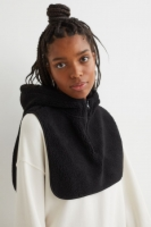 Capuche en tissu peluche 6.99 €