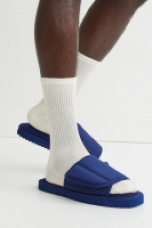 Chaussettes en maille fine 1.99 €