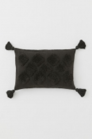 Housse de coussin à pompons 10.99 €