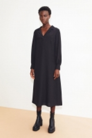 Robe avec col 13.99 €