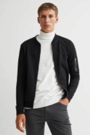 HM  Gilet Muscle Fit