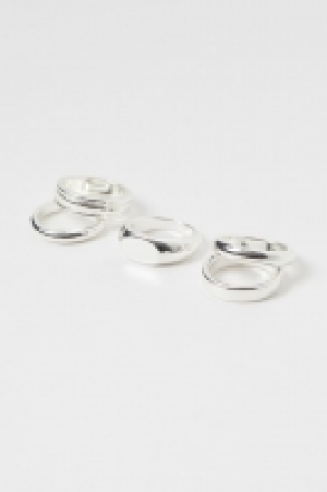 Lot de 5 bagues 4.99 €