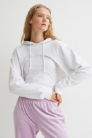 Hoodie court 6.99 €