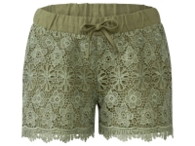 Short 5.99 €