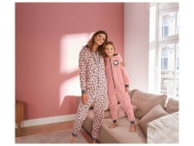 Combinaison en peluche 13.99&nbsp;&euro;