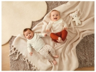 Ensemble bébé en coton bio 6.99 €