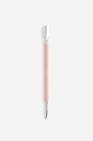 Pousse-cuticules à double embout 4.99 €