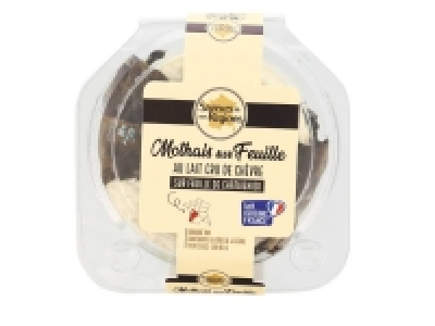 Mothais sur feuille AOP