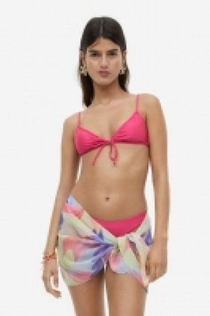 HM  Haut de maillot triangle